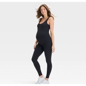 Ingrid & Isabel maternity jumpsuit Bodysuit Unitard XXL Athleisure Capsule Basic